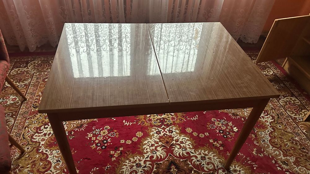 Stół PRL Wysoki Połysk