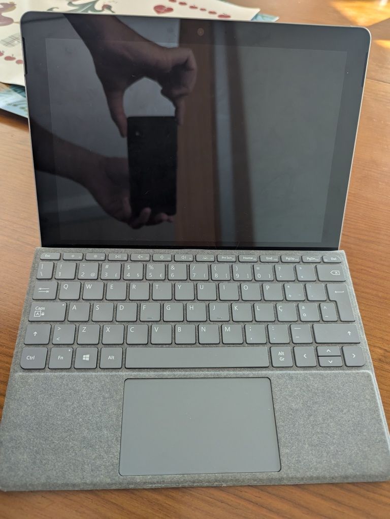 Microsoft surface go