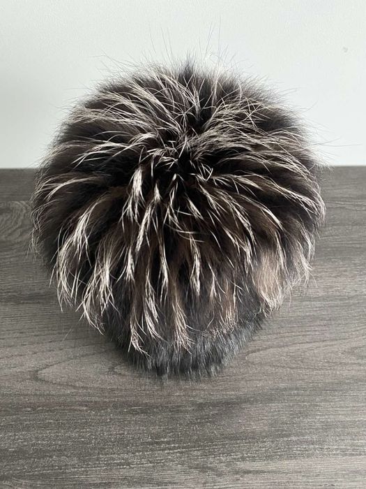 Шапка жіноча зимова, вживана