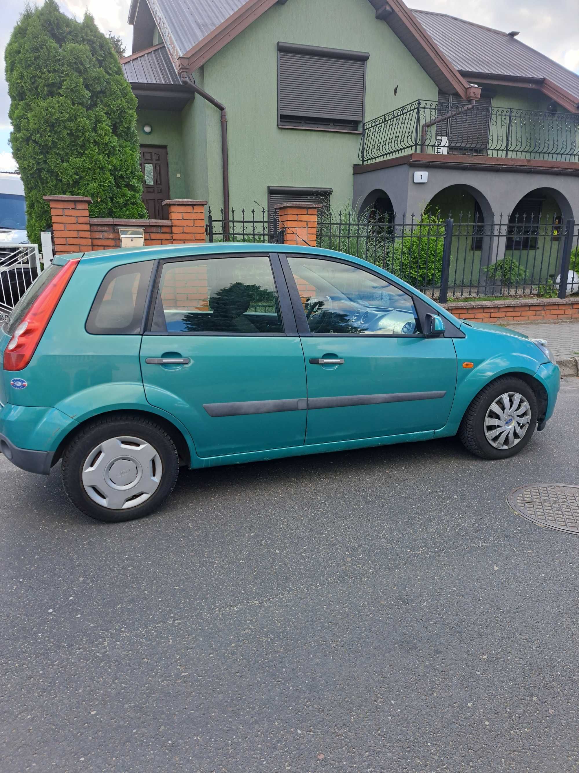 Ford Fiesta 1.3 benzyna Klimatyzacja