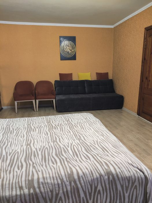 Сдам 1-ком.квартиру посуточно и почасово,после ремонта