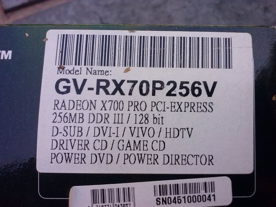 Karta graficzna Radeon X 700 PRO PCI-EXPRESS, 350 zł.