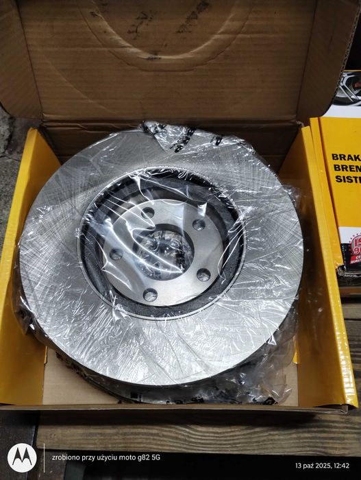Tarcze Hamulcowe Przód tył Ford C-MAX Focus Volvo S40 V50 C30 300/280