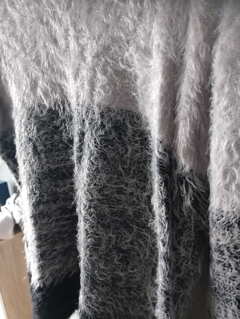 Sweter damski rozmiar L