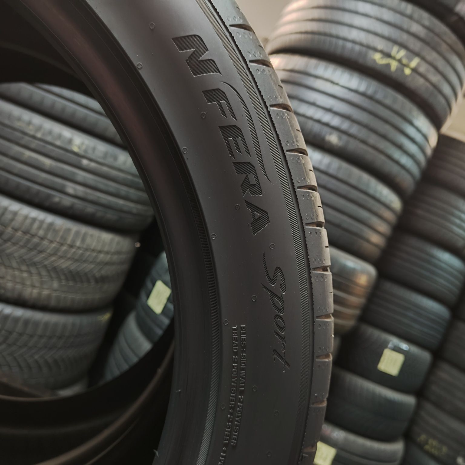 235/45/19 XL Sprzedam parę opon letnich Nexen