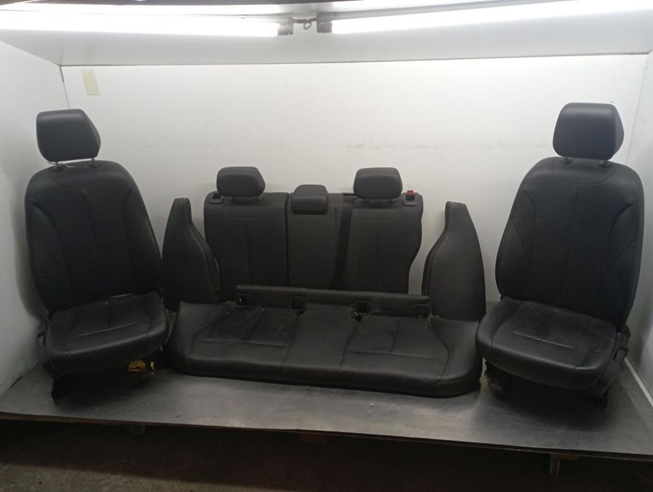 Conjunto de bancos BMW 1 (F20)