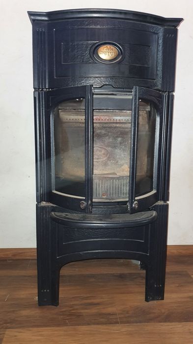 Jotul żeliwny norweski kominek