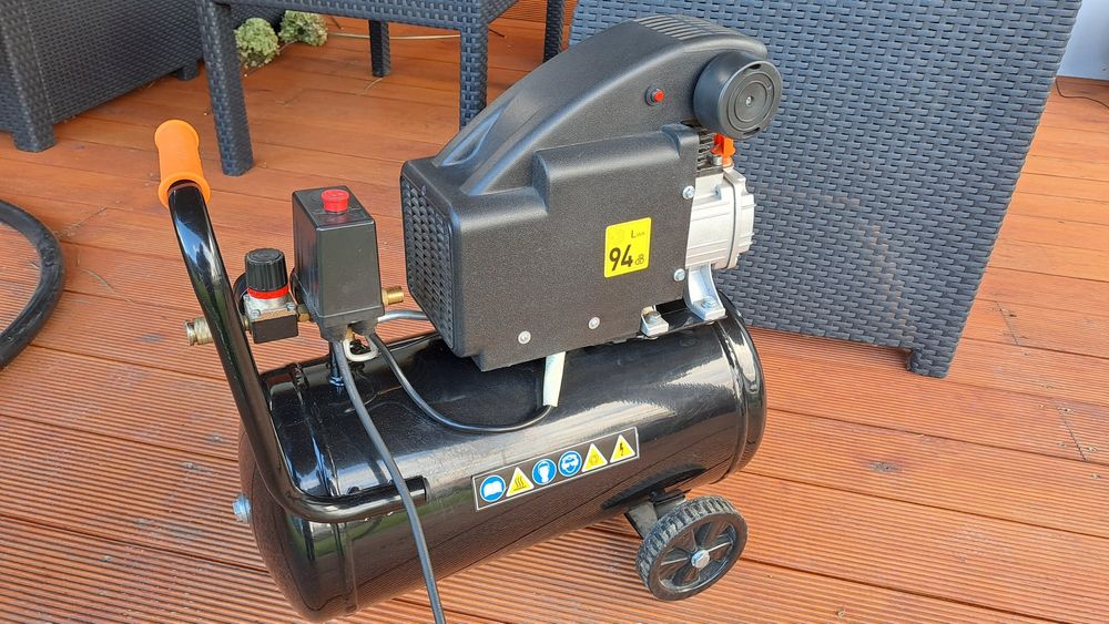 Kompresor black decker olejowy