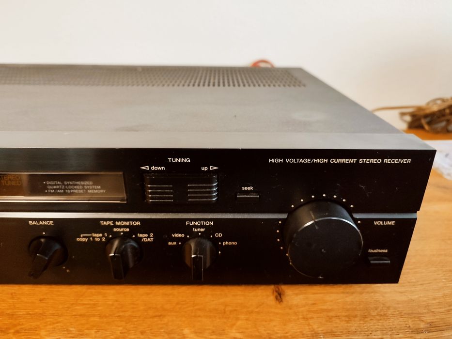 Amplituner Harman Kardon HK 550 vxi