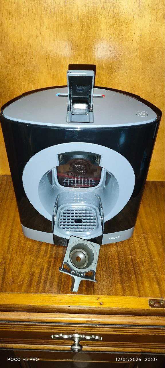 Máquina de café Delta Dolce Gusto