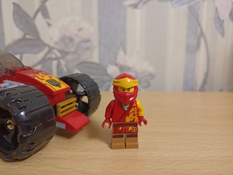 Лего набор Ниндзяго машина Кая