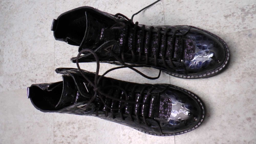 Czarne/granat trapery damskie, rozm 38,nowe