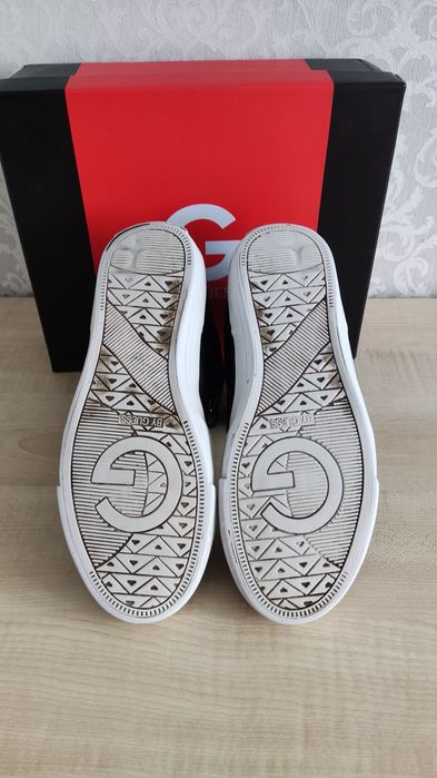 GUESS кроссовки ОРИГИНАЛ!!! Деми спортивные ботинки. 37 размер