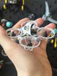 Dron fpv tinywhoop