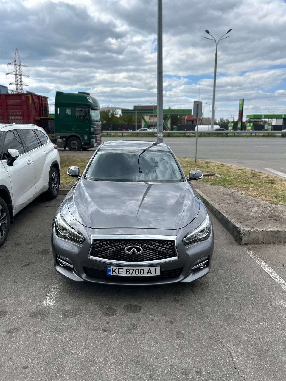 Продам инфинити Q50 2014г