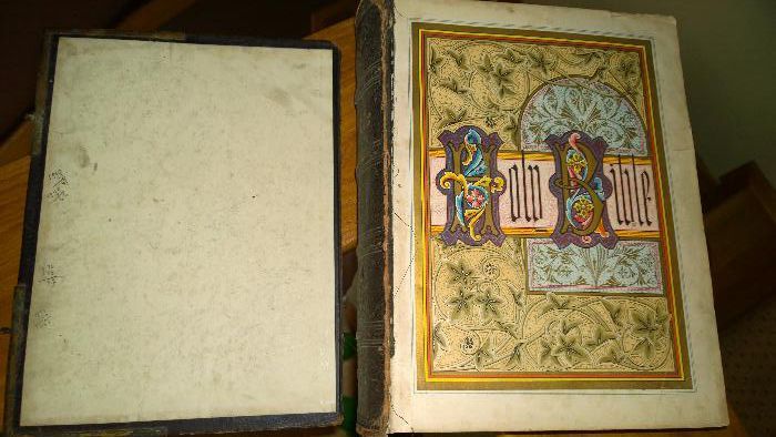 Biblia Holy Bible okuta i kolorowa 1862 r (język angielski) antyk