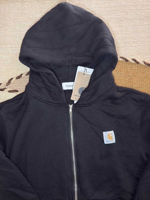 Casaco Carhartt WIP preto com capuz e fecho - Tamanho M - nunca usado