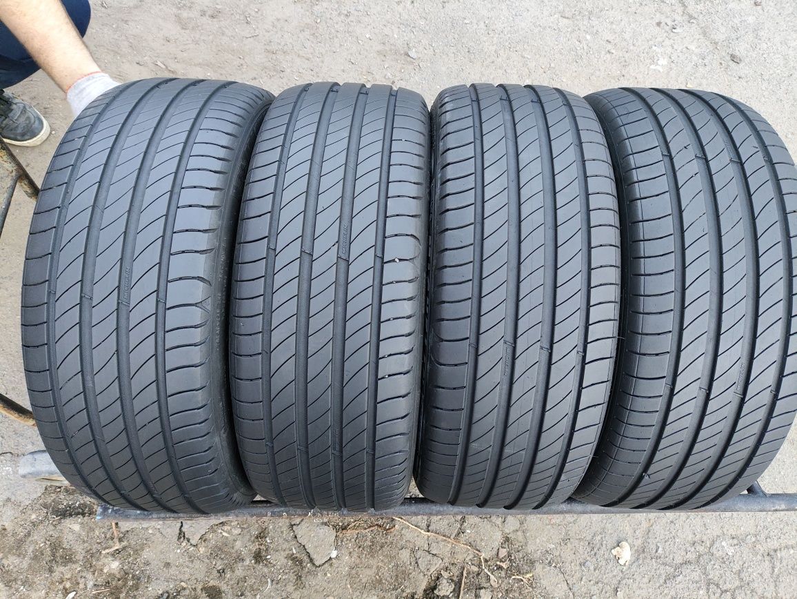 Шини резина літо 205/45 R 17 Michelin primacy 4