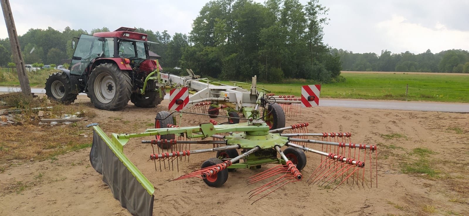 Zgrabiarka Claas liner 1550 twin profil