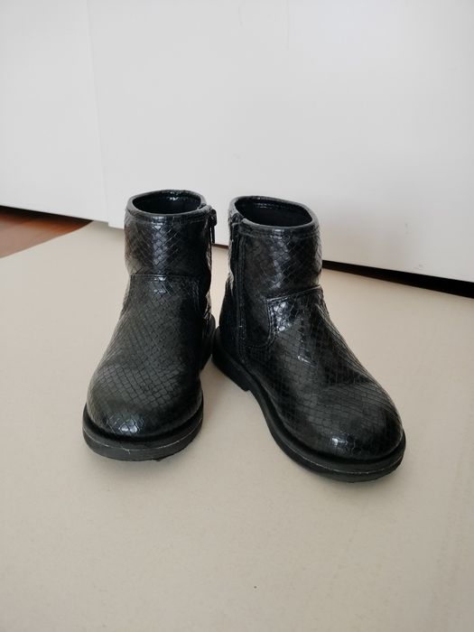 Botas pretas Zara • 22