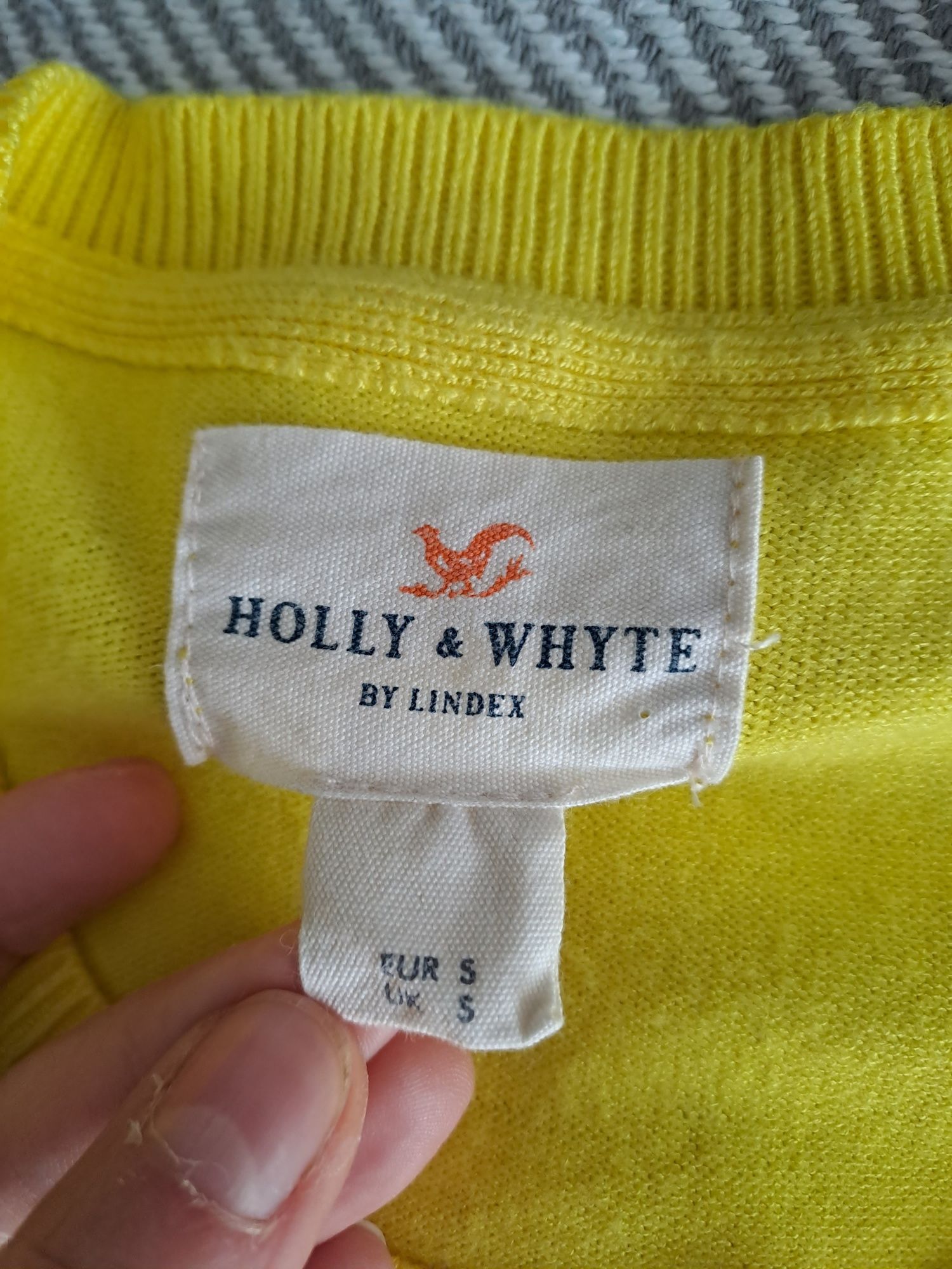 Żółty zapinany sweter Holly & Whyte S