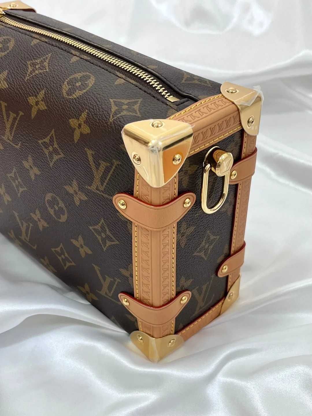 Caixa flexível do porta-bagagens lateral LV