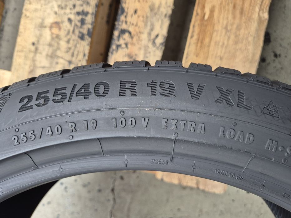 255/40/19 100V Continental wintercontact ts850p 7mm