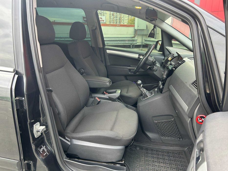 В продажі Opel Zafira 2012 року Можливий обмін/розстрочка