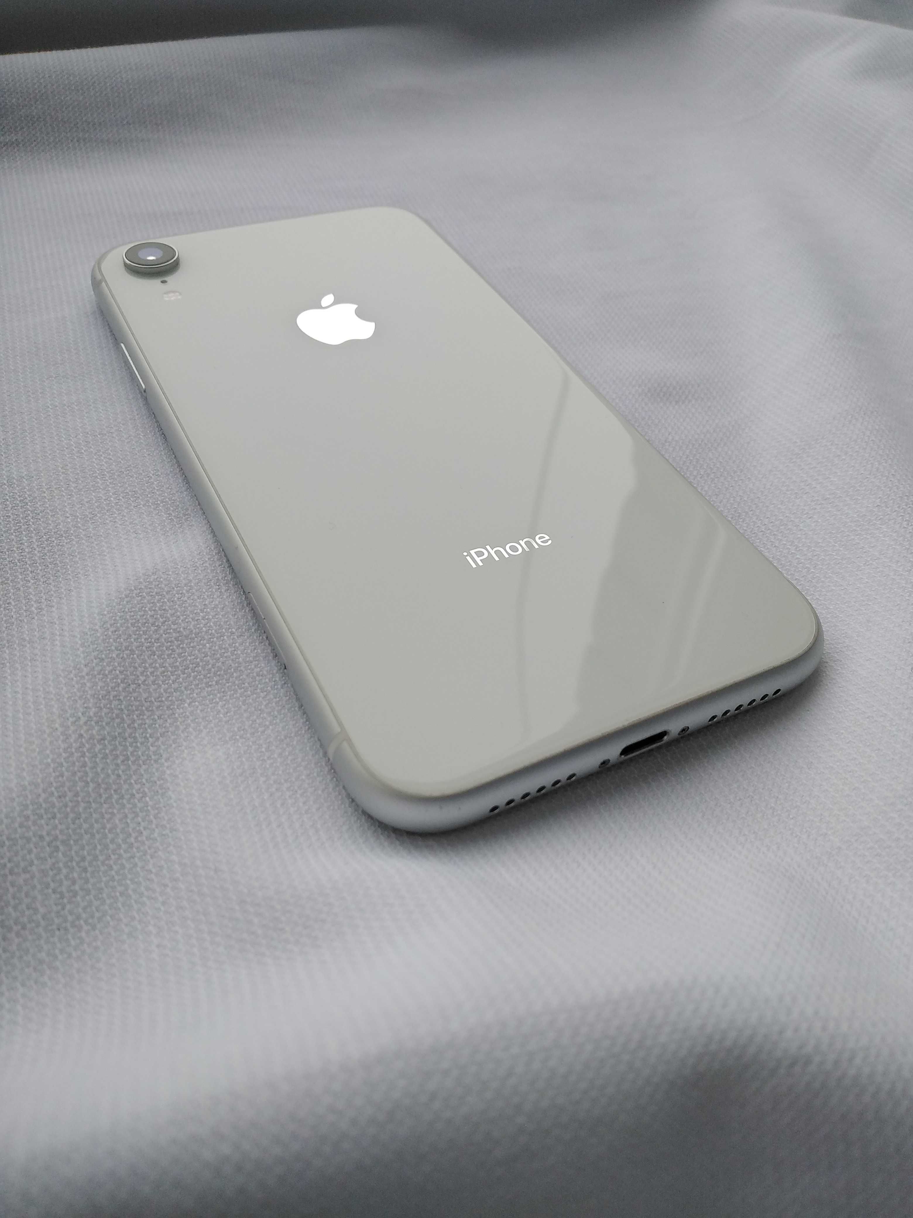 Apple iPhone XR 128GB Neverlock White