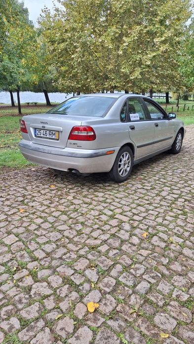 Volvo s40  em bom estado