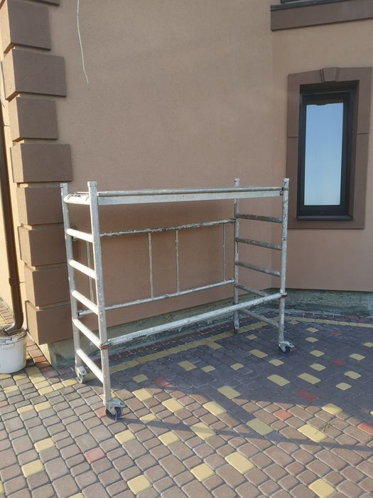 Здається в оренду риштування