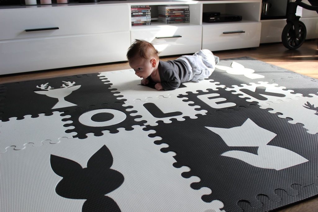 Puzzle mata Olek  napis możliwe układanie bez napisu