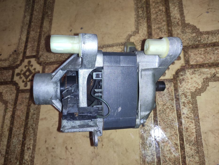 Пральна машина Whirpool AWT 5088/4 з/ч