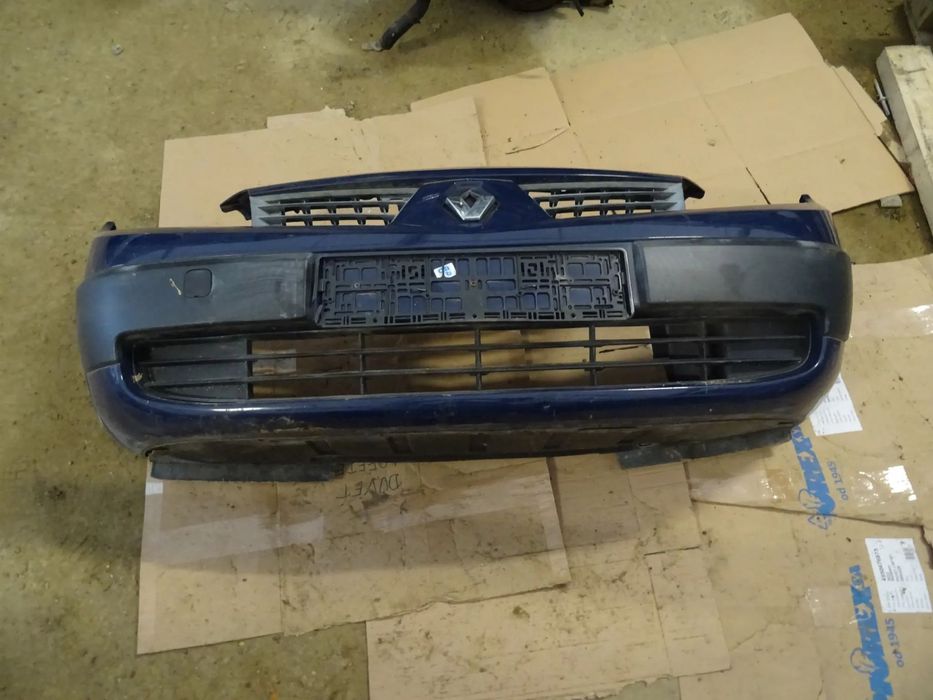 Zderzak Przód Renault Scenic II DV460