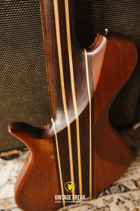 Lutnicza Gitara Basowa Krzysztof Kania