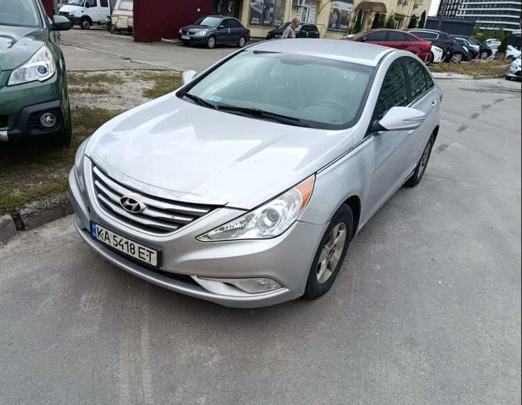 Hyundai Sonata 2013 — оренда з правом викупу