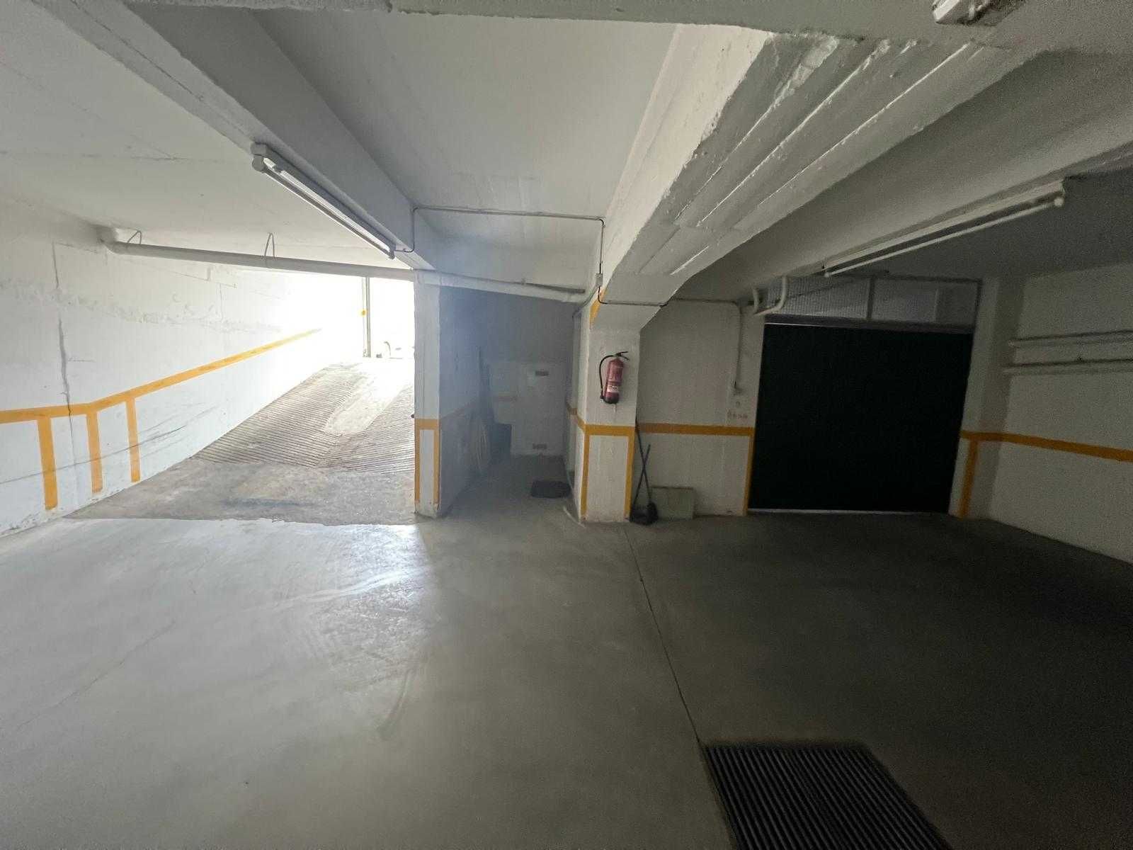 T1 a 150 m da PRAIA de Apartamento Armação de Pêra c/ GARAGEM