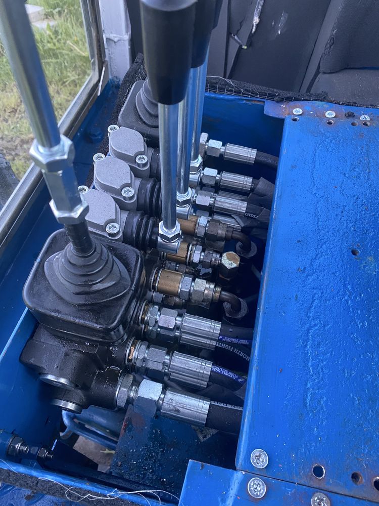 Minikoparka 1t Nowa hydraulika