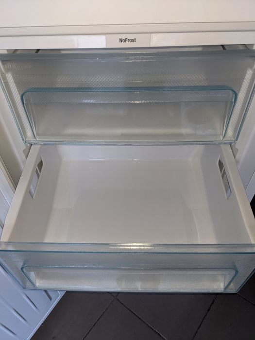 Холодильник Liebherr No Frost 185/60/60 см CN4213 Б/В