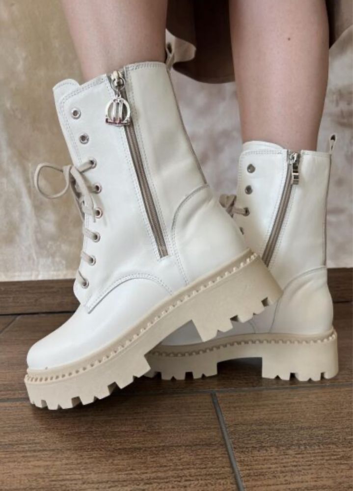 Kremowe workery/botki/buty/trapery/trzewiki by o la la