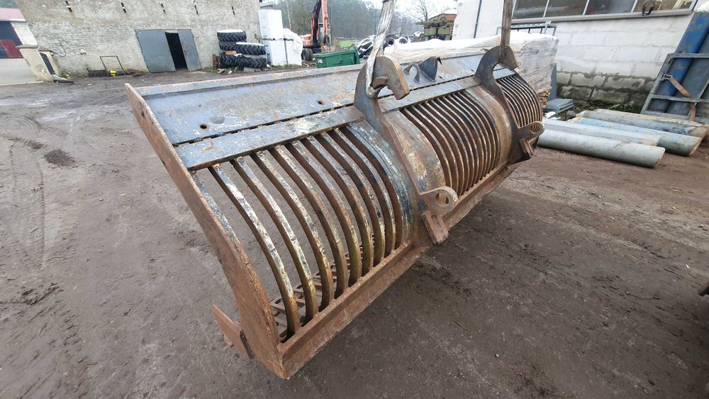 Łyżka ażurowa masywna 2,60m