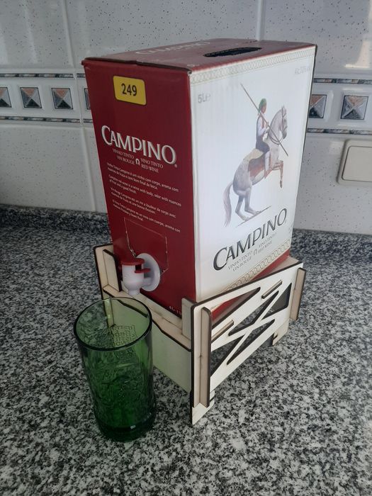 Suporte e caixas para vinho  bag in box