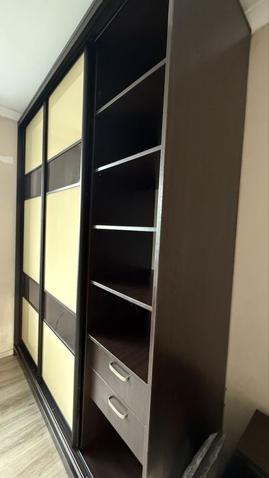 Шафа купе 3-х дверна