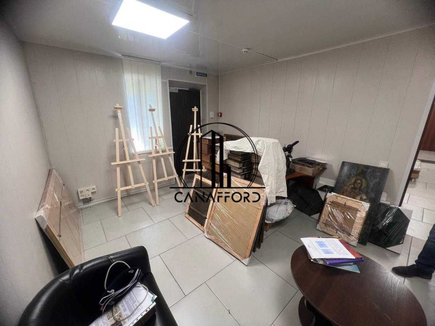 фасадне, Кириллівська 116а , 60м2. стадіон Спартак, парк Хвойки