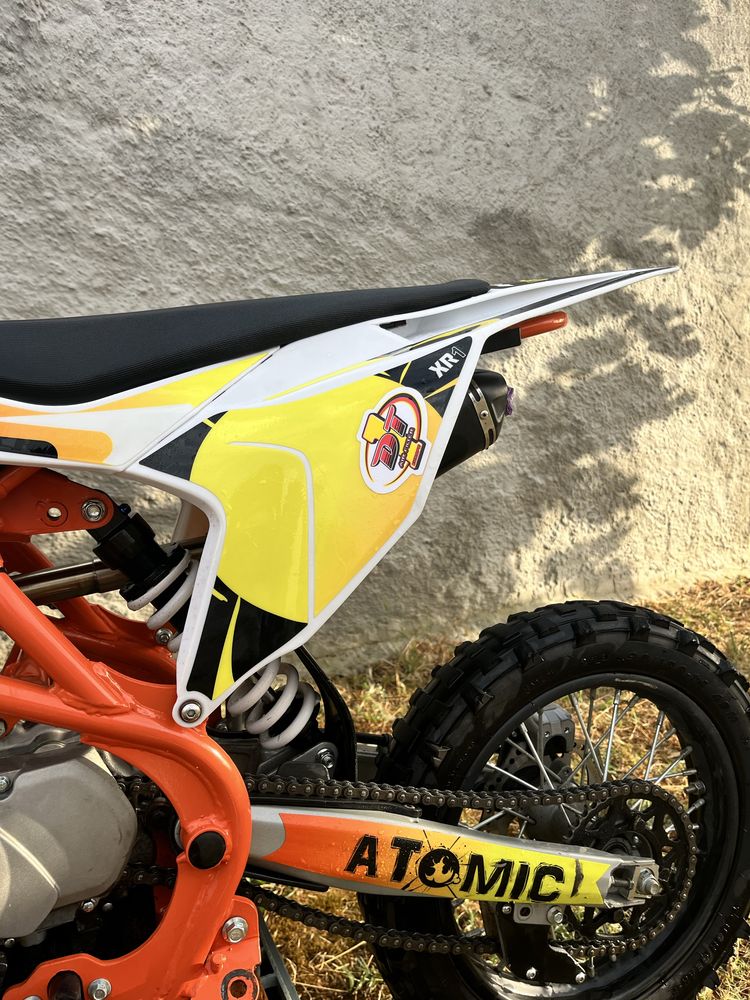 ATOMIC XR1-140cc/Pitbike
