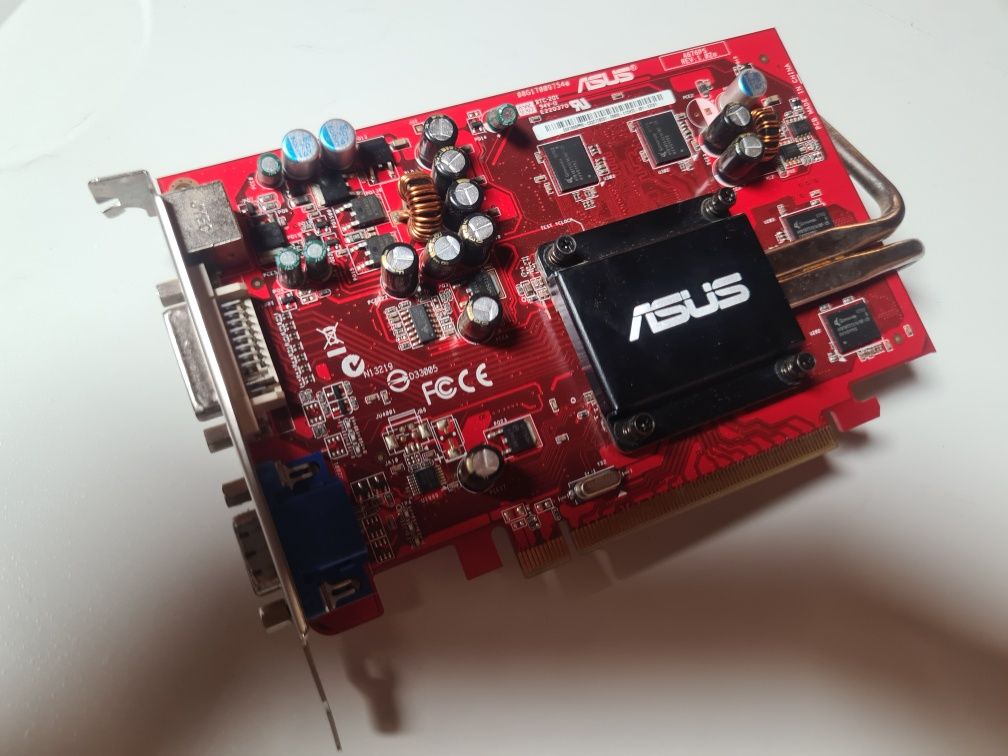 Karta graficzna ASUS Radeon X1600 pro 512mb pcie