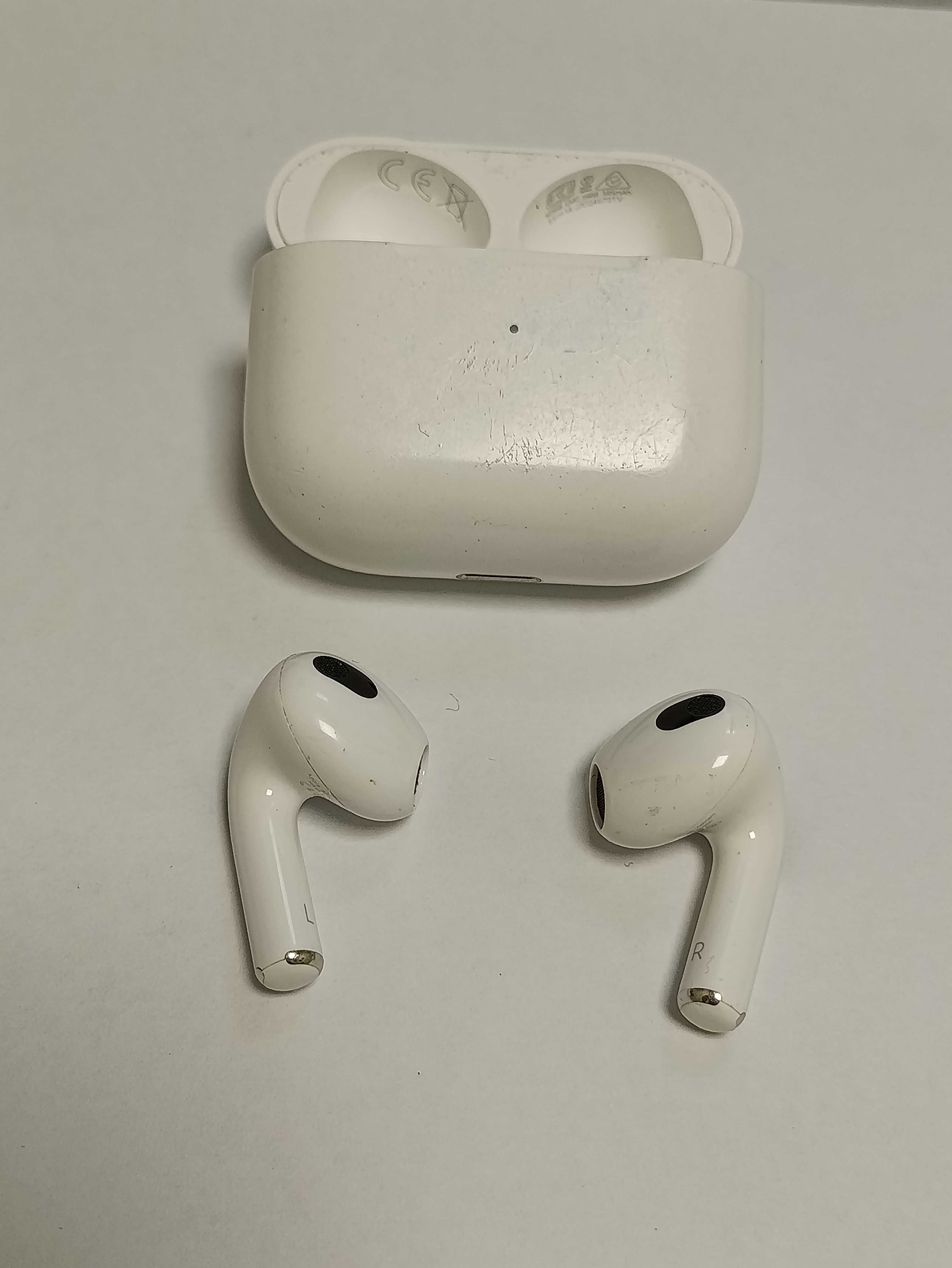 Bluetooth гарнитура, наушники Apple AirPods 3 A2566 ( A2565, A2564 )