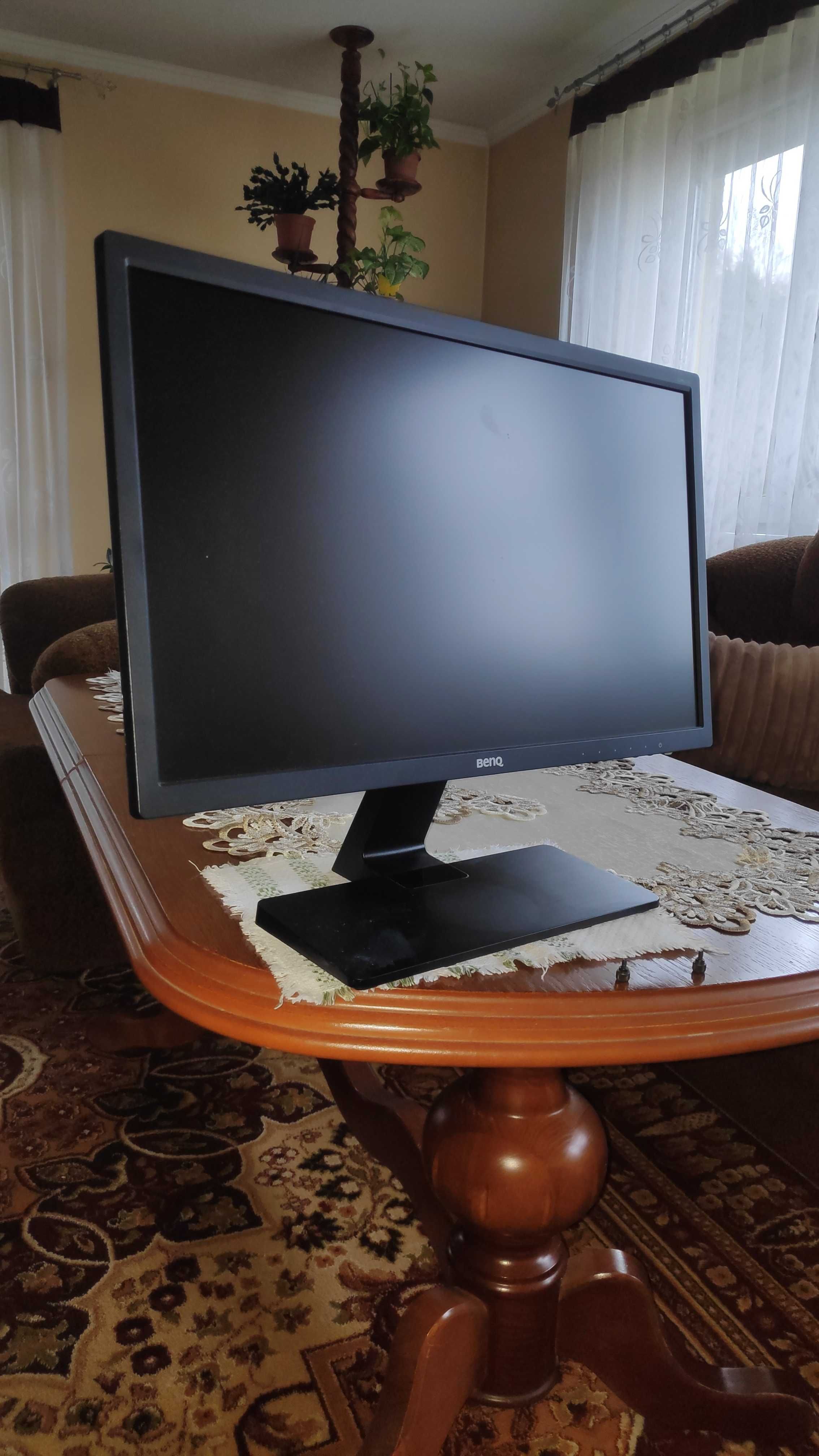 Komputer PC składany + Monitor BENQ