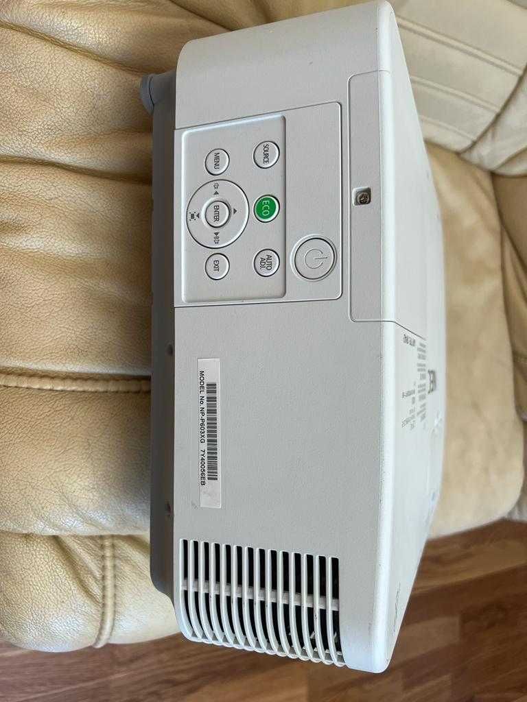 NEC P603X  projektor