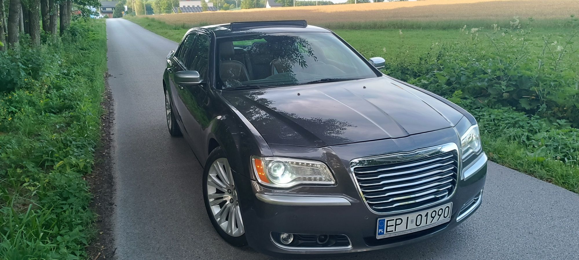 Chrysler 300C 5.7 HEMI John Varvatos Luxury Edition